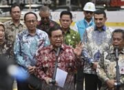 Pramono Targetkan Kabel Udara Jakarta Masuk Tanah dalam 5 Tahun
