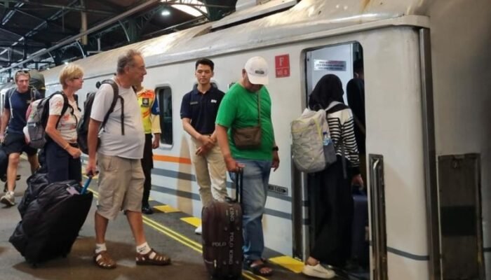 Hampir 500 Ribu Turis Asing Naik Kereta hingga Agustus 2026, Yogyakarta Jadi Favorit
