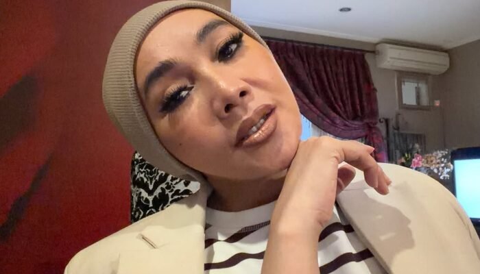 Dewi Gita Joget Teh Hijau di Tengah Rumor Andre Taulany