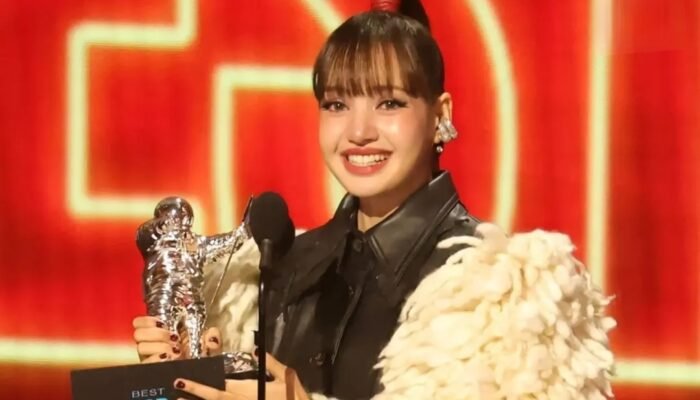 Lisa BLACKPINK Raih Best Pop di MTV VMAs 2026