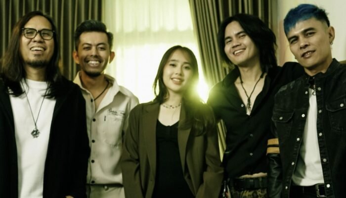 DRIVE Rilis Ulang ‘Katakanlah’ Versi Piano, Gandeng Mazaiya