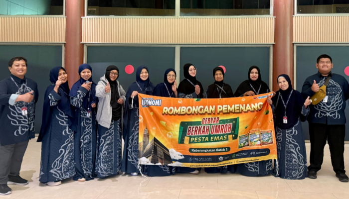 Sabun Krim EKONOMI Berangkatkan 11 Pemenang Umroh