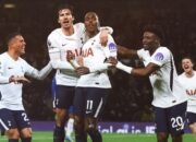 Chelsea Dipermalukan Tottenham 0-2, Palmer Kartu Merah ke-100