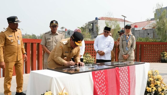 Pramono Resmikan Dua Embung di Cipayung, Tampung 36.550 m³ Air